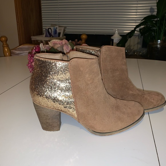 Glitter Embellished Heel Booties Sz 8 - Picture 2 of 12